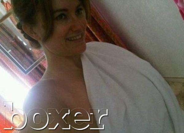 Yeni Trend: Banyoda Çıplak Fotoğraf
