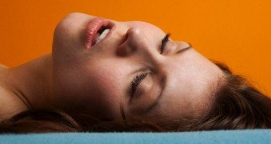 Xotinimni tungi klubda sikishadi