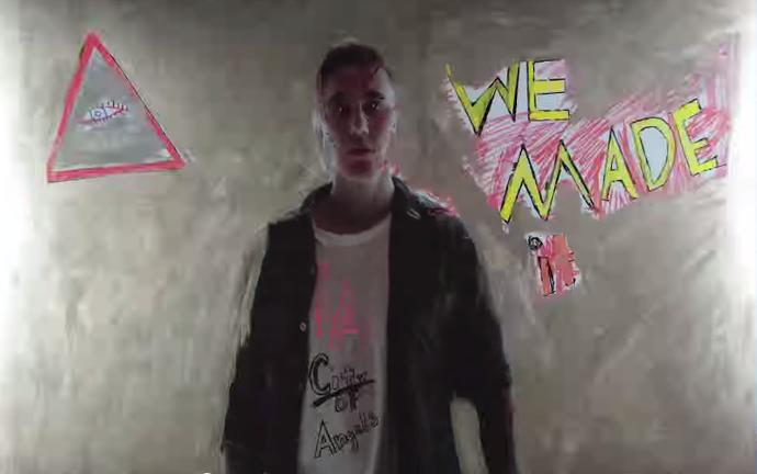 Bir Justin Bieber Klibi (Subliminal Mesajlar İçerir)
