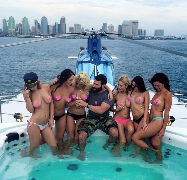 Sosyal Ağ Fenomeni: Dan Bilzerian