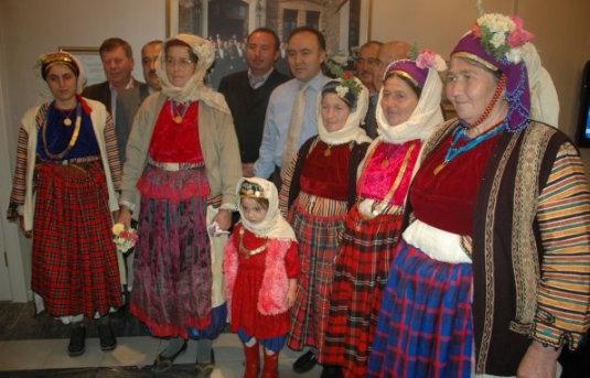 Kökenlerine Göre Türk Kadınları