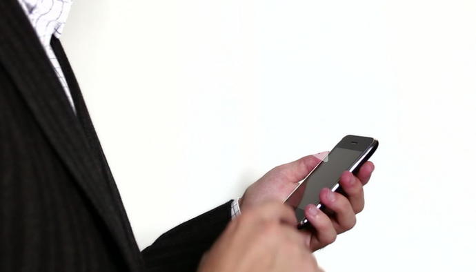Mesaj Atan Erkeklere Karşı Cinsten Cevap Alma Garantili Öneriler
