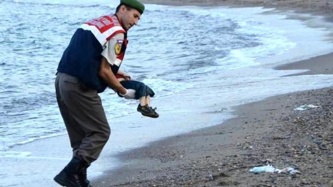 Kıyıya Vuran Yüreğim