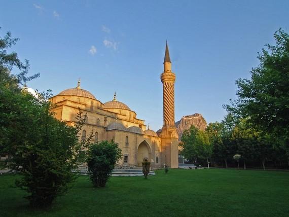 AfyonKarahisar'da Görülmesi Gereken Yerler