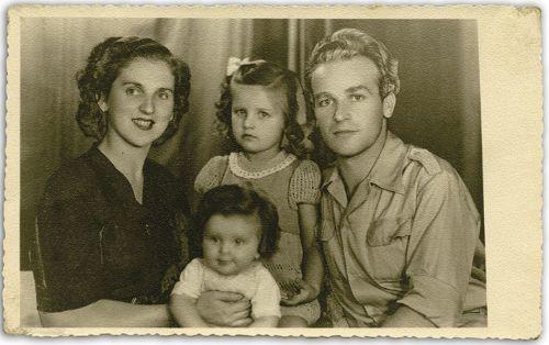 Aliya İzzetbegoviç Kimdir?