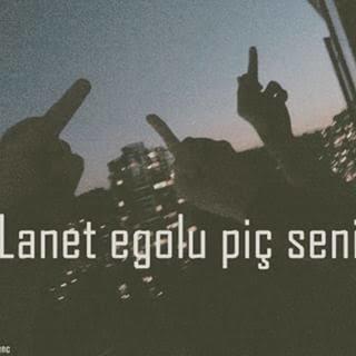 Türk Kızlarının Egosu Neden Yüksektir?