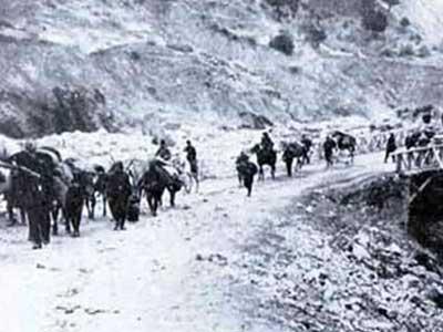 Komünizm döneminin (Sovyetlerin) Azerbaycan'da bıraktığı 15 kilometre taşı