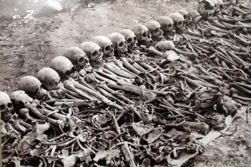 Komünizm döneminin (Sovyetlerin) Azerbaycan'da bıraktığı 15 kilometre taşı