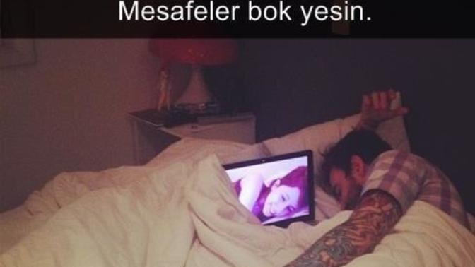 Mesafeler Engel Değill. Siz Sevin Yeter.