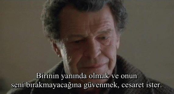 Aşk Fedakarlık İster