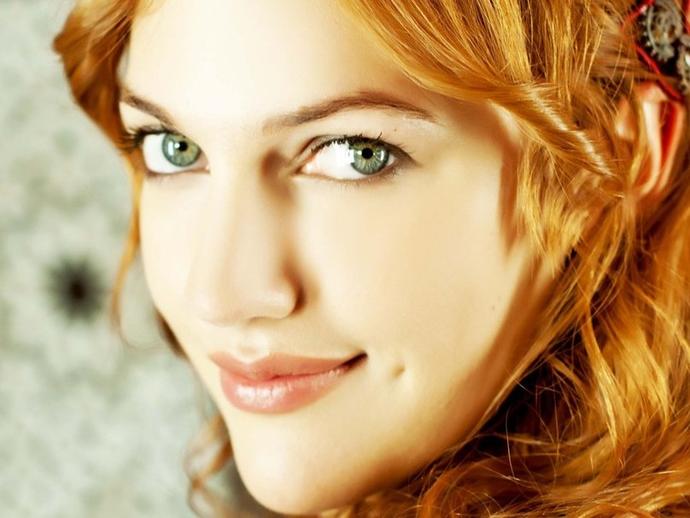 Türkiye'nin En Güzel Gözlerine Sahip Ünlüler