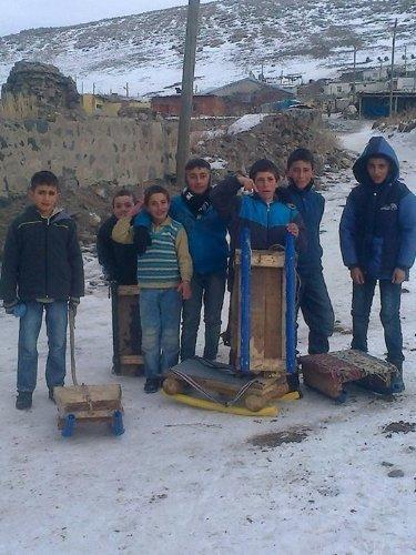 Kışın Çocuk Olmak Güzel, Kar Başka Bir Güzel