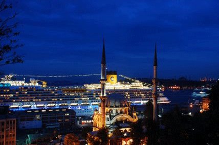 Yaşamla ölüm arasında kalmak gibidir yalnızlık