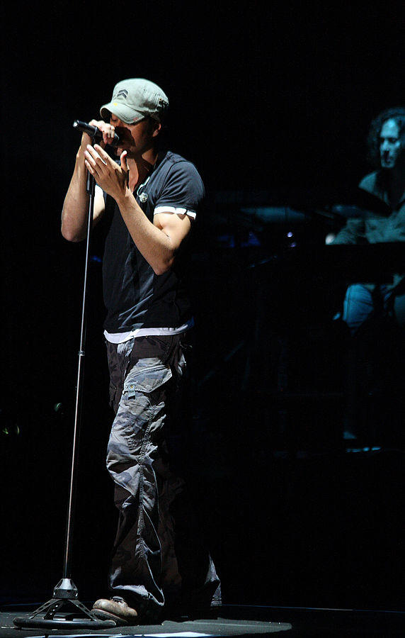 Latin Müziğin Efsane İsmi Enrique Iglesias