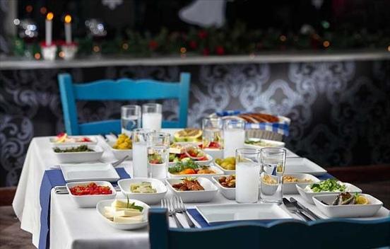 Bir Başkadır Rakı Sevgisi...