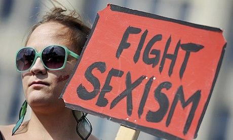 Günlük Hayatta Kadınların Karşılaştığı Seksist Tavırlar