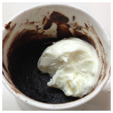 Tatlı Yiyelim Tatlı Konuşalım 2 Dakikada Brownie Tarifi