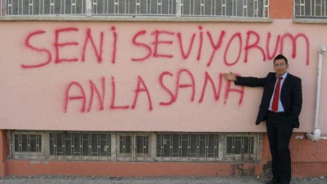 Meşhur Duvar Yazılarımız