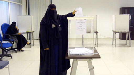 Suudi Arabistan'da Artık Kadınlar da Seçip Seçiliyor!