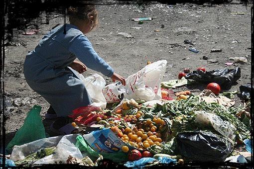 Kar Fakirin Üzerine Yağar