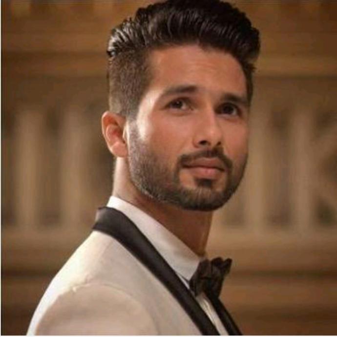 Bollywood' un Başarılı ve Yakışıklı Oyuncuları