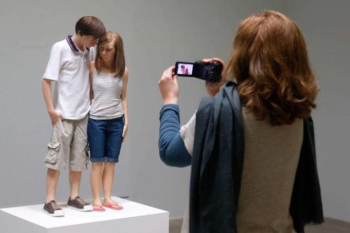 Heykeli Gerçeğe Dönüştürmeyi Başaran Mükemmel Sanatçı; Ron Mueck