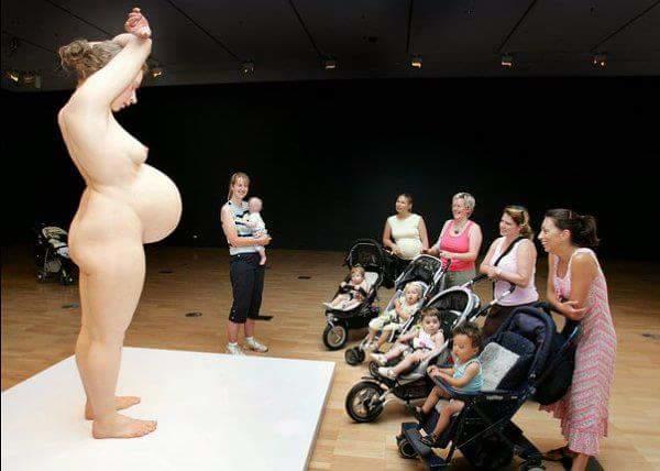 Heykeli Gerçeğe Dönüştürmeyi Başaran Mükemmel Sanatçı; Ron Mueck