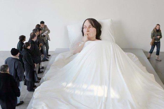 Heykeli Gerçeğe Dönüştürmeyi Başaran Mükemmel Sanatçı; Ron Mueck