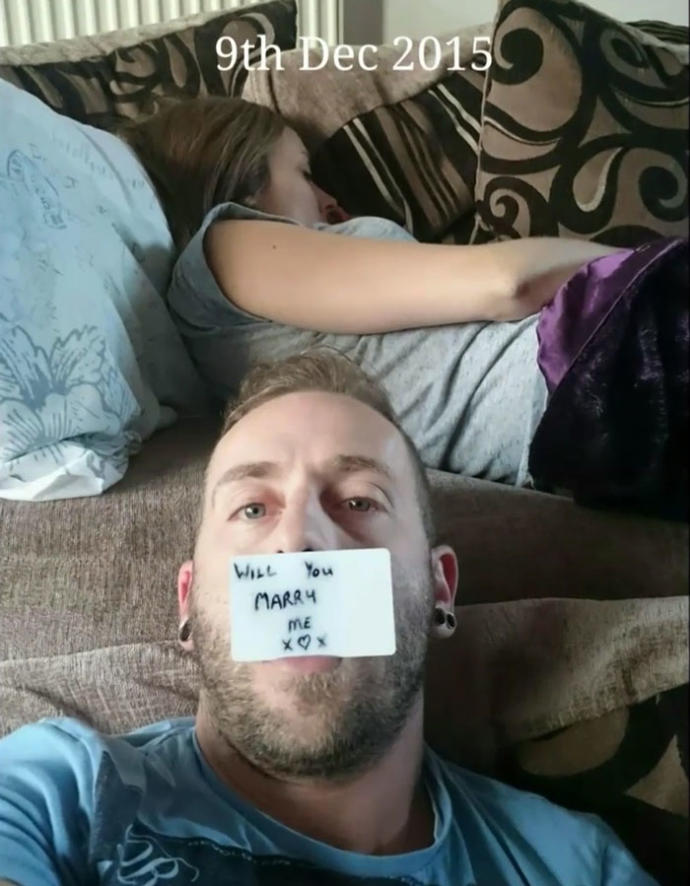 Benimle Çaktırmadan Evlenir misin?