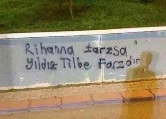 Hayatı Sorgulatan Duvar Yazıları
