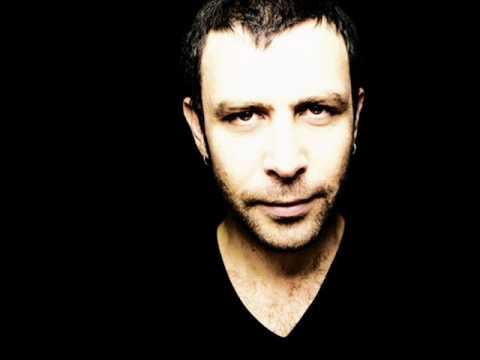 En Karizmatik 9 Ünlü