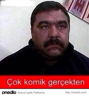 Kendini Komik Sanan İnsanlar