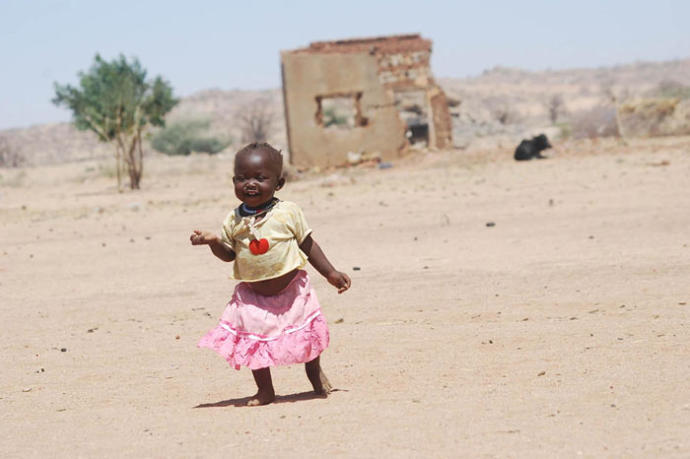 Afrika'da Çocuk Olmak