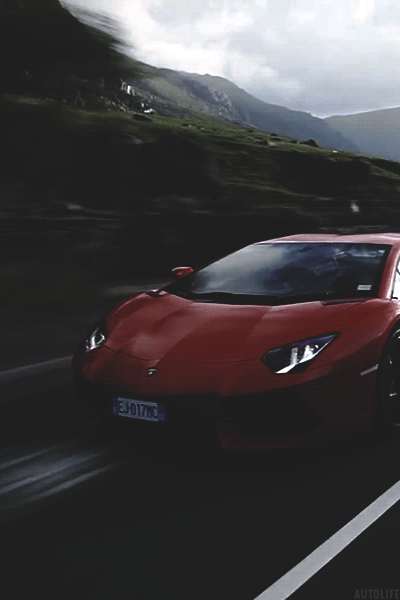 Güzelliğin Zirvesi Bir Araba: Aventador