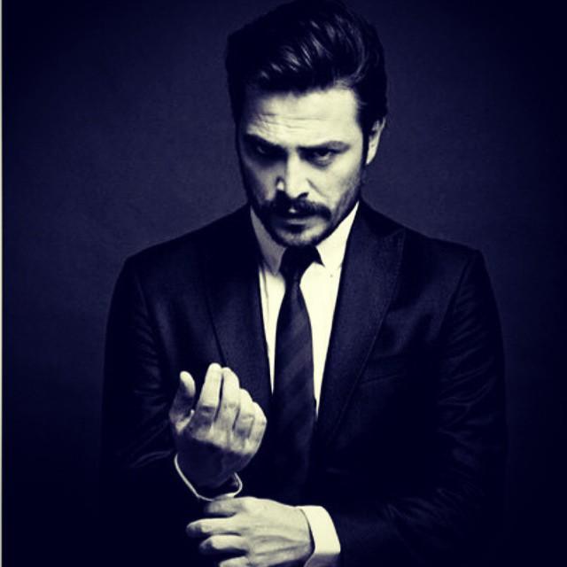 Yakışıklılığıyla Beni Büyüleyen Ahmet Kural