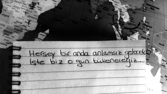 Sevgilisi Olmayanlar Sevinin!