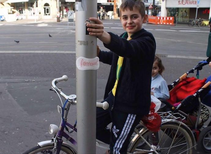 Hijyenik Pedlerden Feminist Mesajlar
