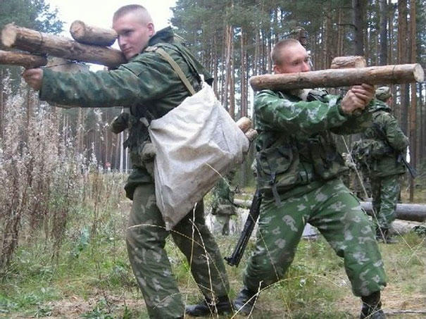Askerliğin Başladığı Yerde Mantık Biter