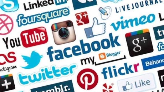 Sosyal Ağlar ve Geldiğimiz Nokta: Yararından Çok Zararı mı Var?