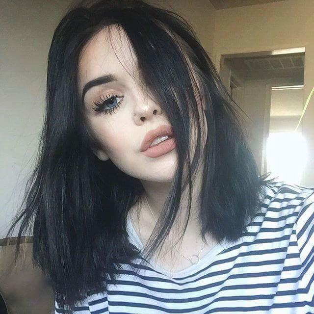 Kadınlar bir çiçektir