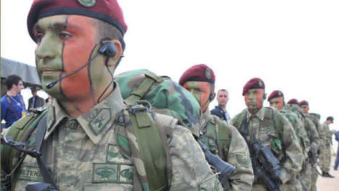 Bordo Berelilerin Uyguladığı "Yabancılaşma Meditasyonu"