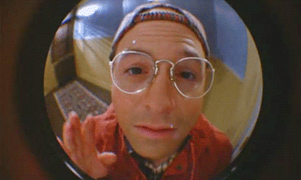 Bir Erkeğe Yapılmayacak Hareketler