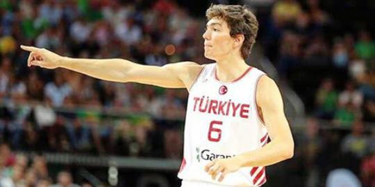 Genç Kızların Sevgilisi Cedi Osman Kimdir?