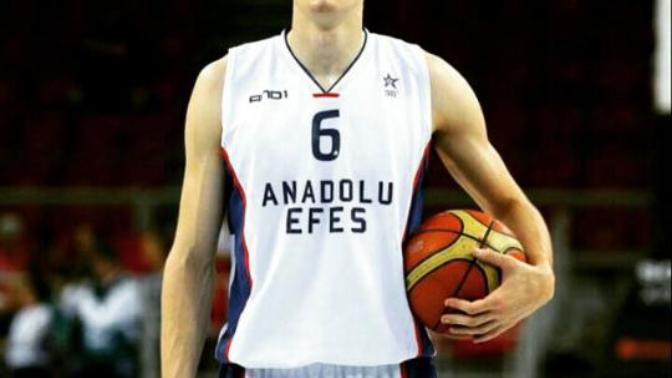 Genç Kızların Sevgilisi Cedi Osman Kimdir?