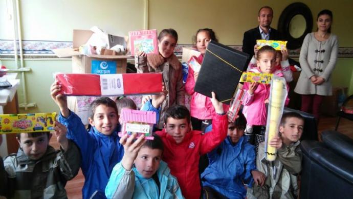 Yalnızlığın Çaresini Bulmuşlar
