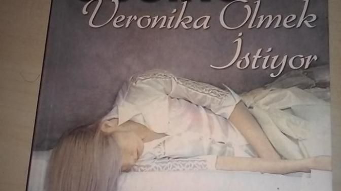 Veronika Ölmek İstiyor