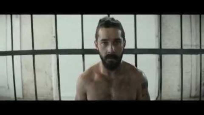 Müziksiz Müzik Videosu: Sia "Chandelier" ve "Elastic Heart"