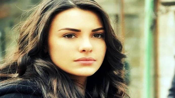 Zamanımızın En Seksi ve Güzel 5 Kadın Oyuncusu