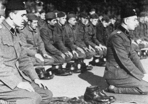 Adolf Hitler'in Müslüman askerleri