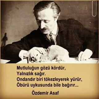 Üniversitede Birisini 'Uzaktan' Sevmek...